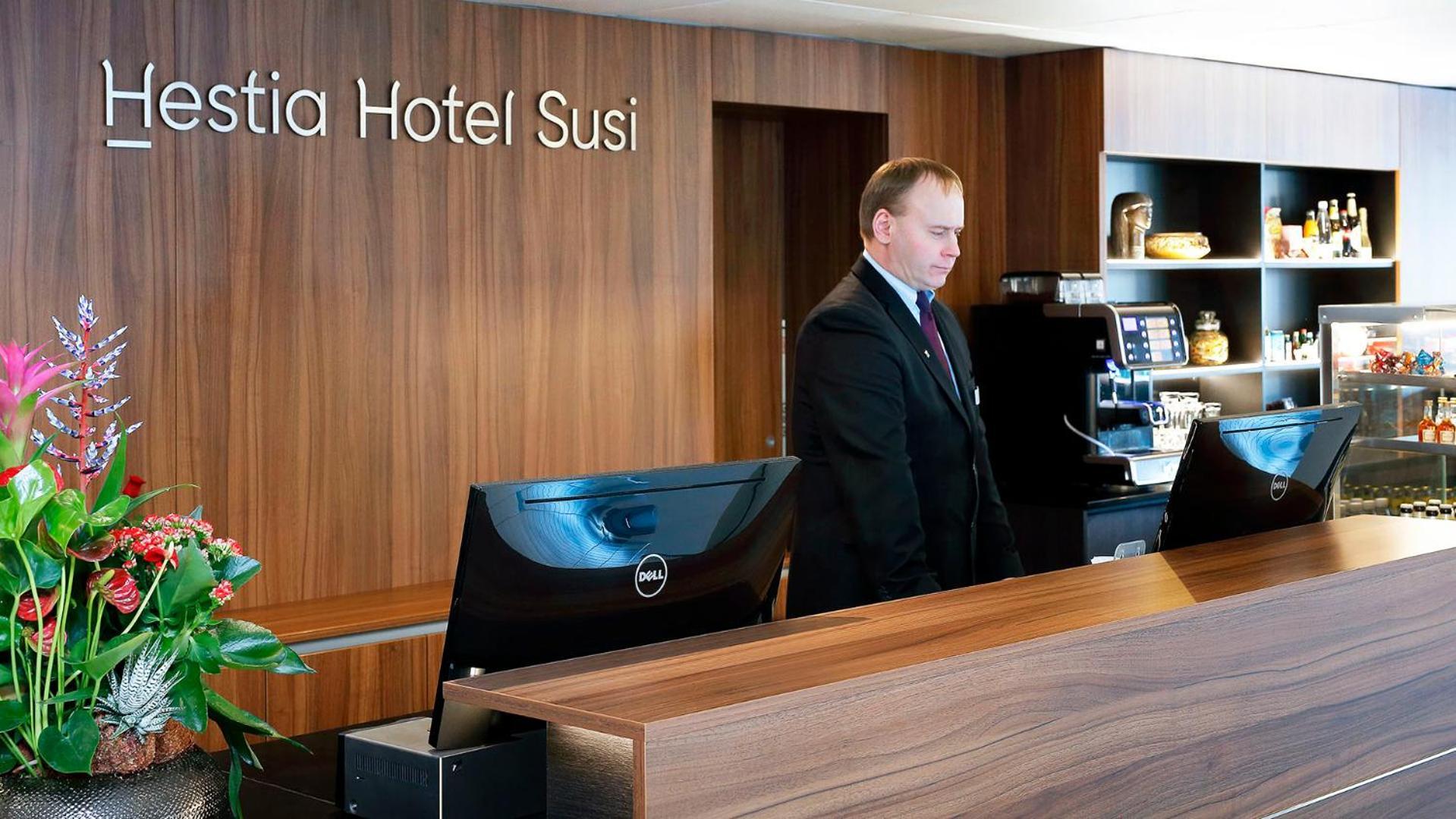 Hestia Hotel Susi Tallinn Bagian luar foto
